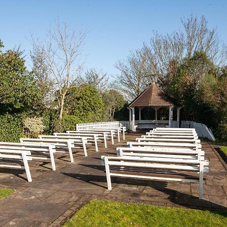 Berwick Manor Hotel Rainham  Luaran gambar