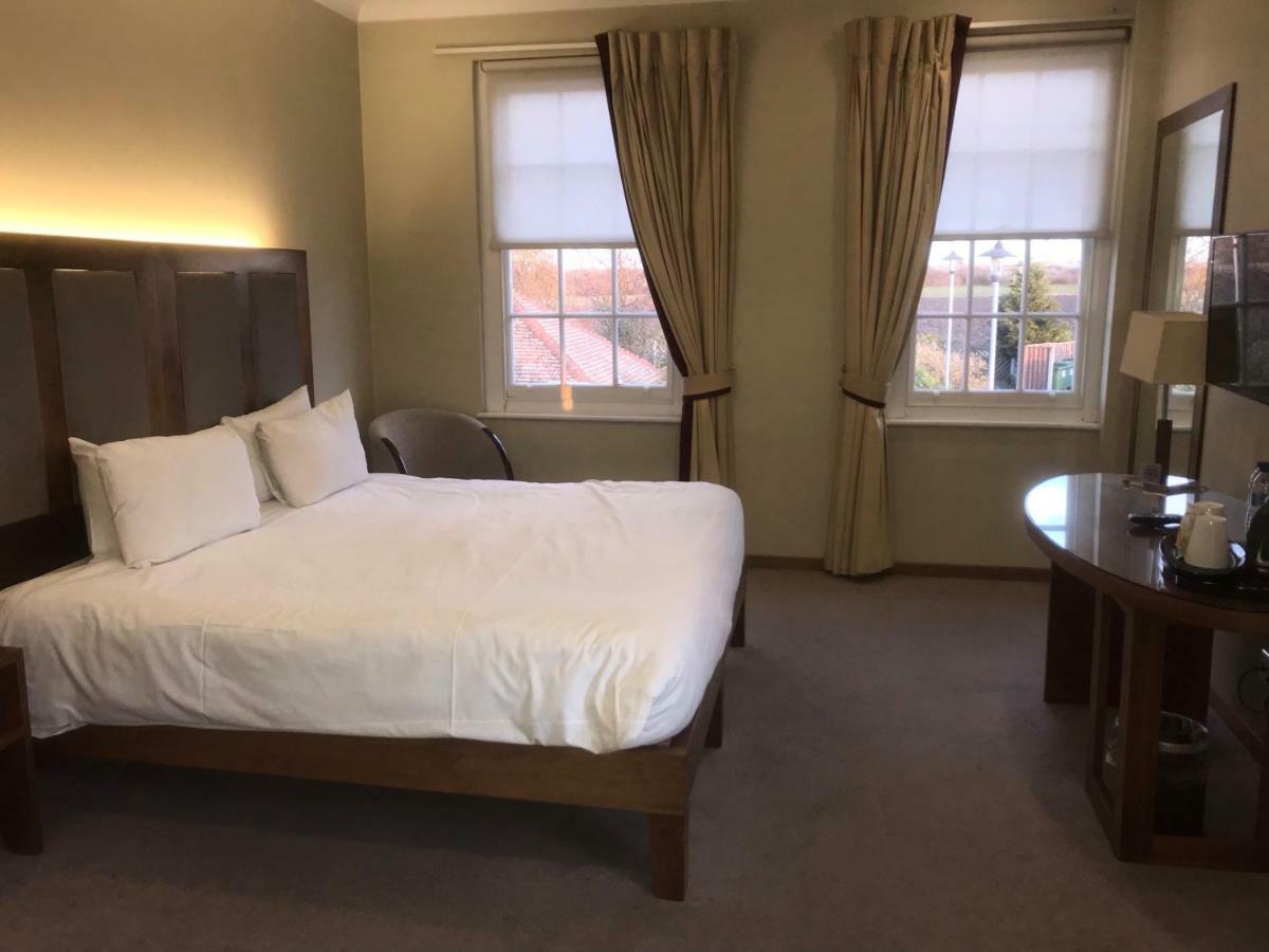 Berwick Manor Hotel Rainham  Luaran gambar