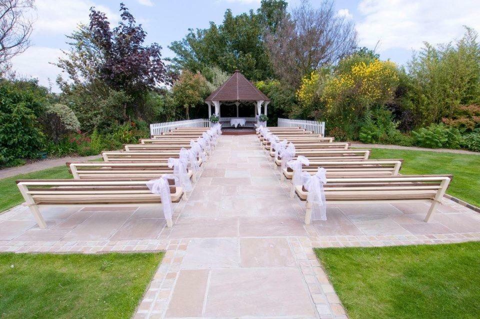 Berwick Manor Hotel Rainham  Luaran gambar